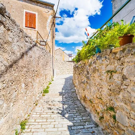 شقة In Sv. Filip I Jakov 53897 *